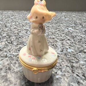 Precious moments Porcelain Figurine Trinket/ring  Box